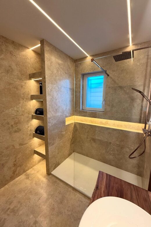 Rénovation de salle de bain à Perpignan par H2eau, expert en aménagement